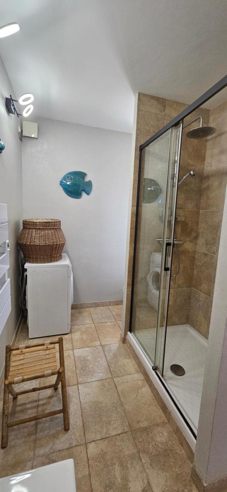 Gite Lapaz/Jacuzzi Prive/Piscine 德拉吉尼昂 外观 照片